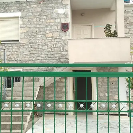 The Stone House Hekal